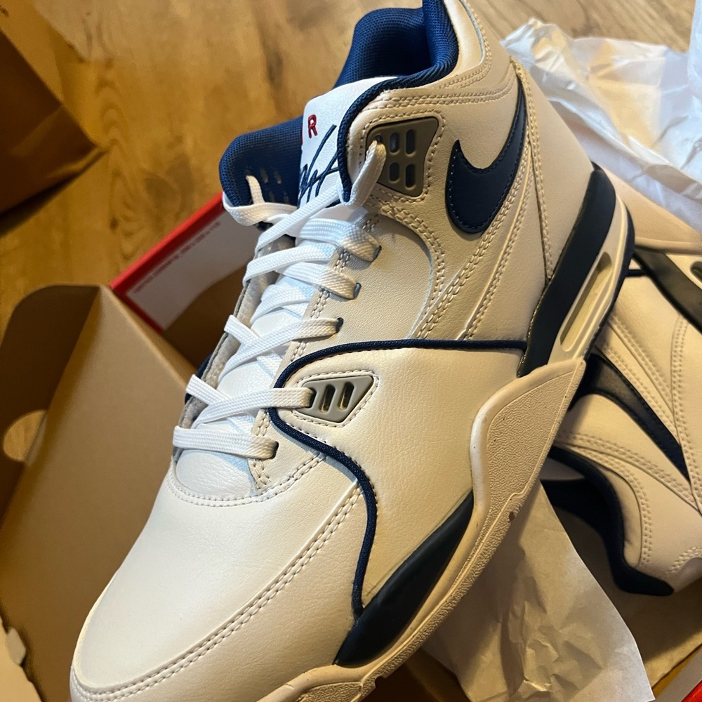 Nike air flight 89